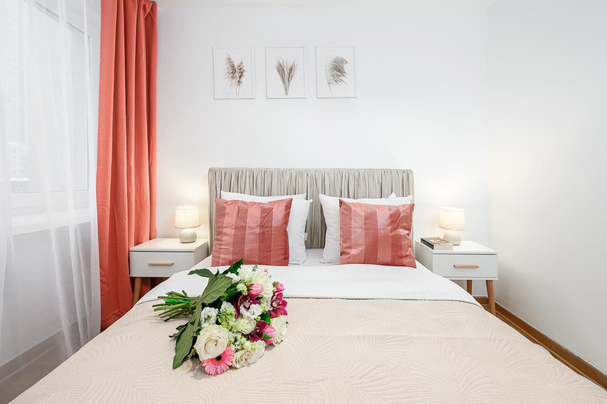 Lumina Apartment Opposite The Palace Of Culture And Science Varsó Kültér fotó
